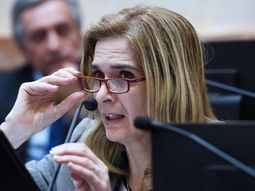 La senadora radical Silvia Elías de Pérez anunció que tiene coronavirus