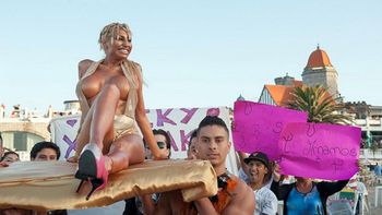 Vicky Xipolitakis: Hoy no muestro la cola por 2 pesos Vicky Xipolitakis: Hoy no muestro la cola por 2 pesos