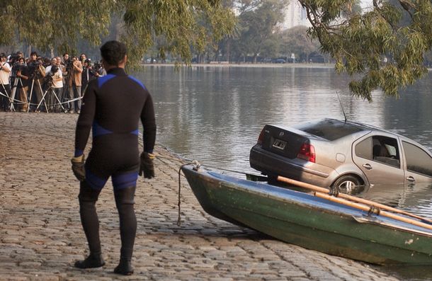 AUTO LAGO PALERMO (7)