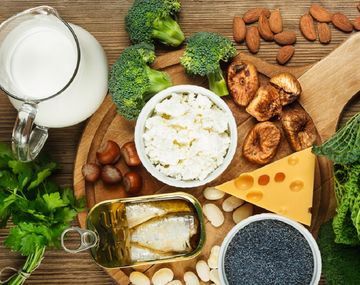 Los alimentos que evita los calambres y los problemas en las articulaciones
