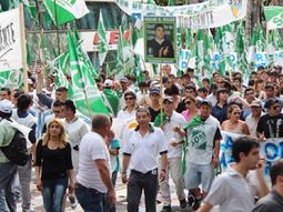 Obreros de Maestranza piden aumentos del 45% por Ganancias e Inflación