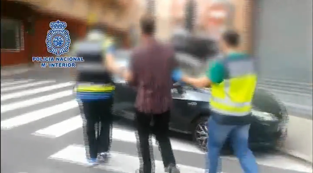 Conmoción en España: detuvieron a un pederasta que abusó de al menos 20 niños