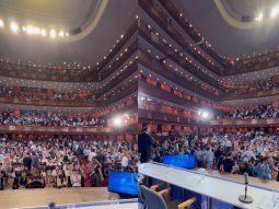 Cristina mostró cómo la espera el Teatro Argentino de La Plata