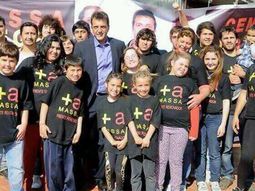 una foto de massa causa polemica en las redes sociales una foto de massa causa polemica en las redes sociales