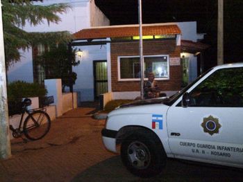 Sicarios disparan desde una moto y matan a un joven