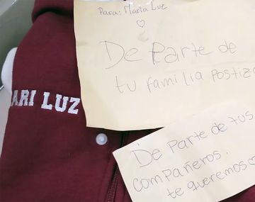 No podía comprarse la campera de egresados y sus compañeros la sorprendieron