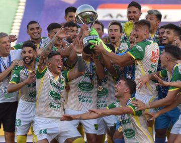 Defensa y Justicia goleó a Lanús y es campeón de la Copa Sudamericana