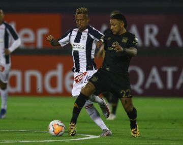 Racing plasmó su superioridad al final: le ganó a Alianza Lima y encamina su clasificación