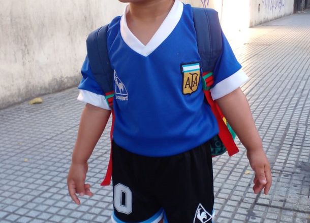 La emoción de Dalma por el mini Maradona