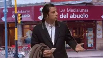 john travolta vino a la argentina, comio facturas y los memes inundaron la red john travolta vino a la argentina, comio facturas y los memes inundaron la red