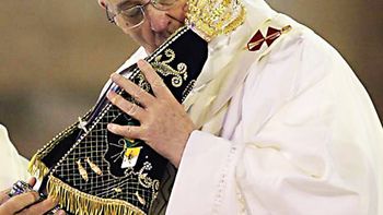 el papa francisco puso su vida bajo la proteccion de la virgen de aparecida el papa francisco puso su vida bajo la proteccion de la virgen de aparecida