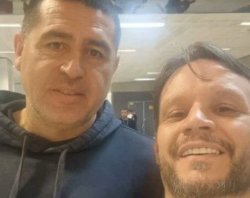 El vice acompaña: Riquelme está en Brasil con el plantel de Boca