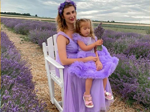 El último video de una madre y su hija antes de ser alcanzadas por un bombardeo ruso en Ucrania