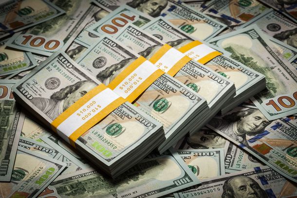 El dólar blue se hundió 25 centavos y cerró $14,49, su menor valor en tres semanas