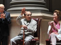 Carlos Fayt en su despedida de la Corte Suprema de Justicia Carlos Fayt en su despedida de la Corte Suprema de Justicia