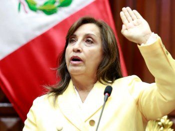 Crisis en Perú: Boluarte dejó sin efecto el toque de queda decretado por Castillo