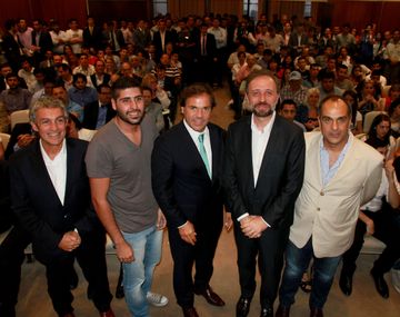 Los jóvenes se han vuelto a enamorar de la política