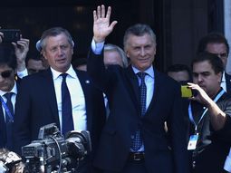 Macri vivió un mal momento a la salida del Congreso Macri vivió un mal momento a la salida del Congreso