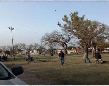 La policía dispersó casamientos