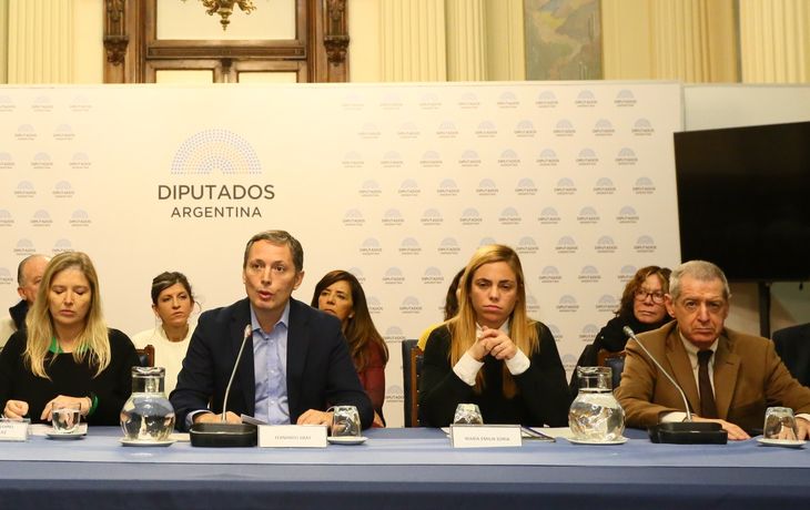 Denuncian que el Gobierno intenta manipular los resultados electorales