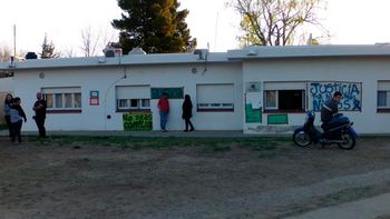 conmocion en un jardin de infantes: un grupo de docentes, acusados de abuso sexual conmocion en un jardin de infantes: un grupo de docentes, acusados de abuso sexual