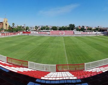 Cómo ver en vivo Barracas Central vs Estudiantes por el Torneo Apertura