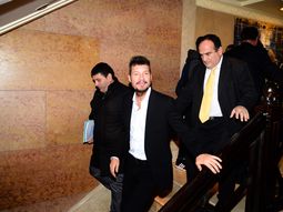 finalizo la reunion en afa: no se trato la candidatura de tinelli finalizo la reunion en afa: no se trato la candidatura de tinelli