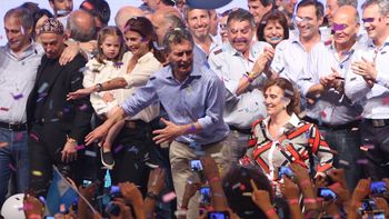 video: un tutorial te ensena a bailar como macri video: un tutorial te ensena a bailar como macri