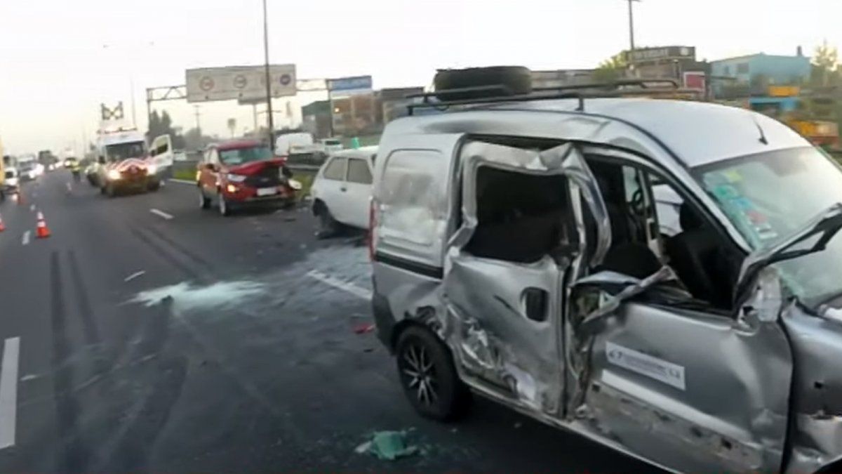 Caos En Panamericana Por Impresionante Choque En Cadena