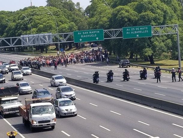 Corte de la General Paz del INTI durante el viernes último