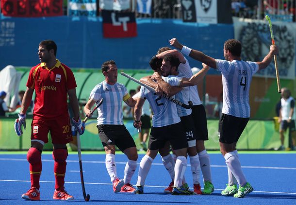Histórico: Los Leones vencieron a España y pasaron a las semis de los Juegos