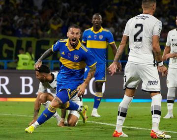 Los tres goles de Benedetto para que Boca se quede con la Supercopa Argentina