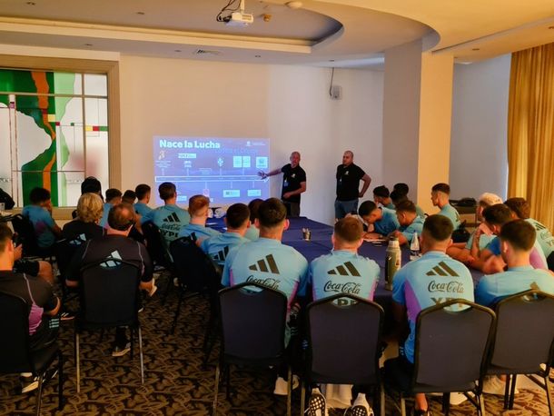 El Sub 20 realizó su primer entrenamiento rumbo al Sudamericano