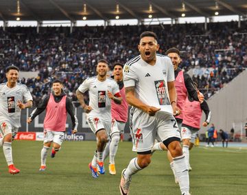 Riestra sorprendió a Talleres y lo hundió en el fondo de la tabla