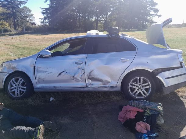 Pese al intento desesperado de fuga, los policÃÂas de JunÃÂn lograron interceptar al vehÃÂculo y detener a su conductor