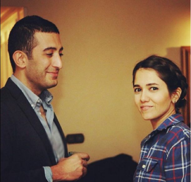 Roozbeh Aliabadi y Zhinous