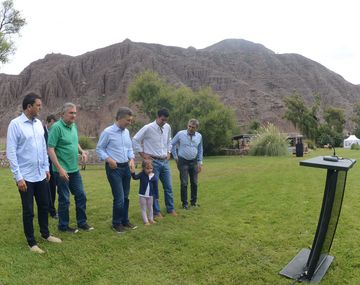 Macri pidió prudencia en paritarias