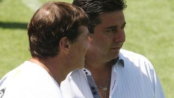 angelici aseguro la continuidad de falcioni luego de la final angelici aseguro la continuidad de falcioni luego de la final