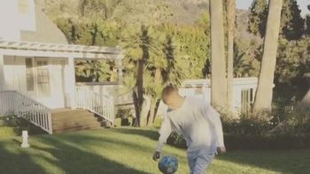 mejor de lo esperado: mira a justin bieber hacer jueguito con neymar mejor de lo esperado: mira a justin bieber hacer jueguito con neymar