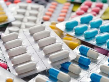 Aseguran que los medicamentos subieron hasta un 100% en el último mes