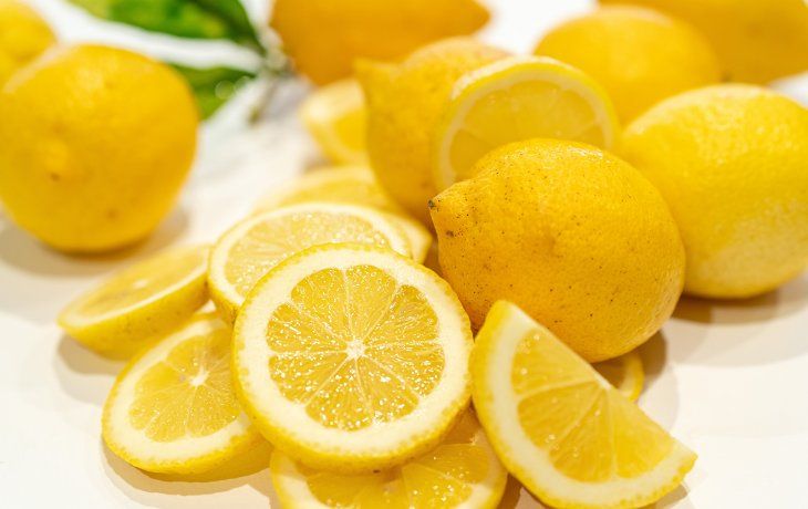 ) Truco casero: el paso a paso para terminar con los olores fuertes de la cocina