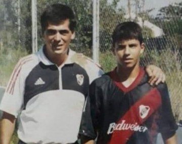 El Kun Agüero volvió a hablar de su foto con la camiseta de River