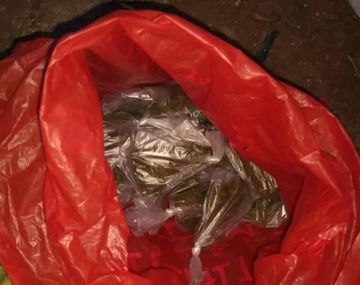 Allanaron por muebles robados: encontraron drogas