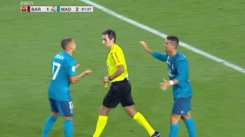 video: el empujon de cristiano ronaldo al arbitro tras ser expulsado video: el empujon de cristiano ronaldo al arbitro tras ser expulsado