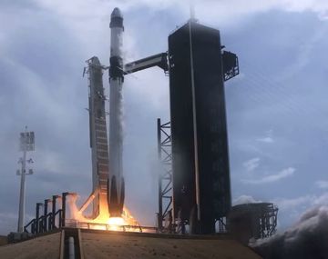 VIDEO: El momento exacto del lanzamiento del Crew Dragon de SpaceX
