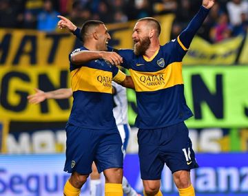 Wanchope Ábila y Daniele De Rossi