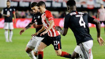 estudiantes vs. deportivo riestra, por el torneo apertura: horario, formaciones y tv estudiantes vs. deportivo riestra, por el torneo apertura: horario, formaciones y tv