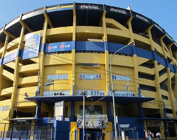 Así recibió Boca al plantel de River en la Bombonera