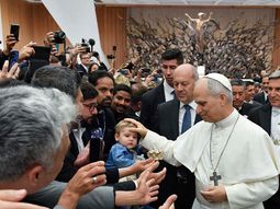 León XIV emprenderá su primer viaje papal: cuáles serían los destinos elegidos