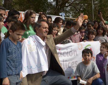 Scioli encabezó los festejos por el Mes del niño en Hurlingham